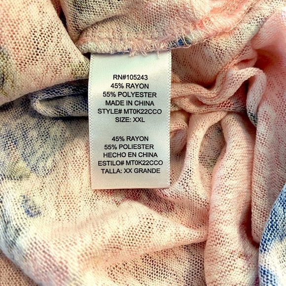 Bobeau Pink and Blue Floral V-neck Top Cap Sleeve Size XXL - Picture 11 of 11